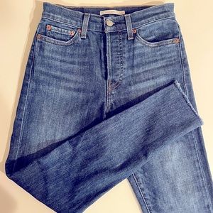 Levi’s Wedgie Skinny Jeans in Dark Blue